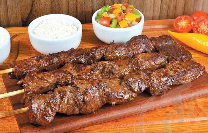 No momento, você está visualizando 5 dicas para assar o seu espetinho de carne!