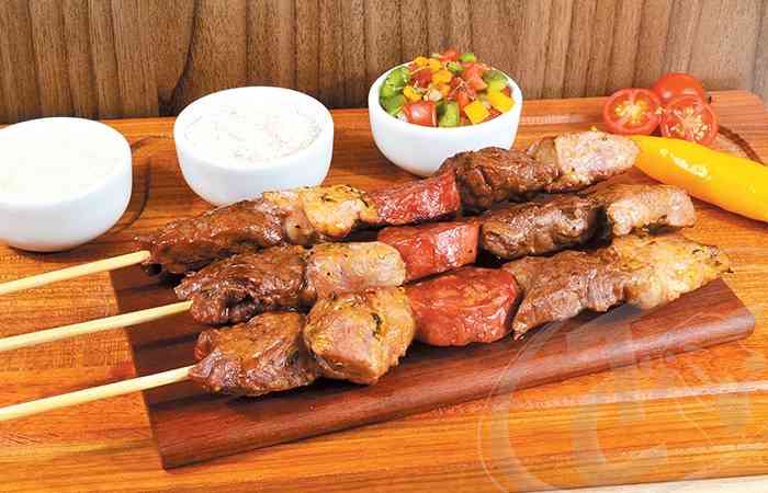 No momento, você está visualizando Espetinhos de churrasco na Zona Oeste de SP